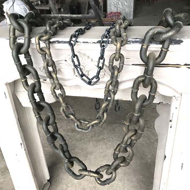 Simulation Rusty Iron Chain Halloween Haunted House Horror Props Decoration Plastic Prisoner Iron Chain Movie Simulation Torture Equipment