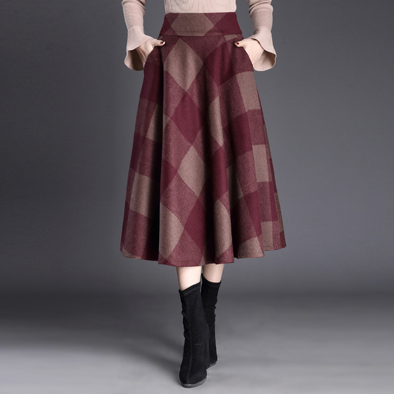 Autumn and Winter new plaid woolen skirt Women's Mid-length skirt Korean style high waist skirt retro A- line skirt slimming large swing skirt