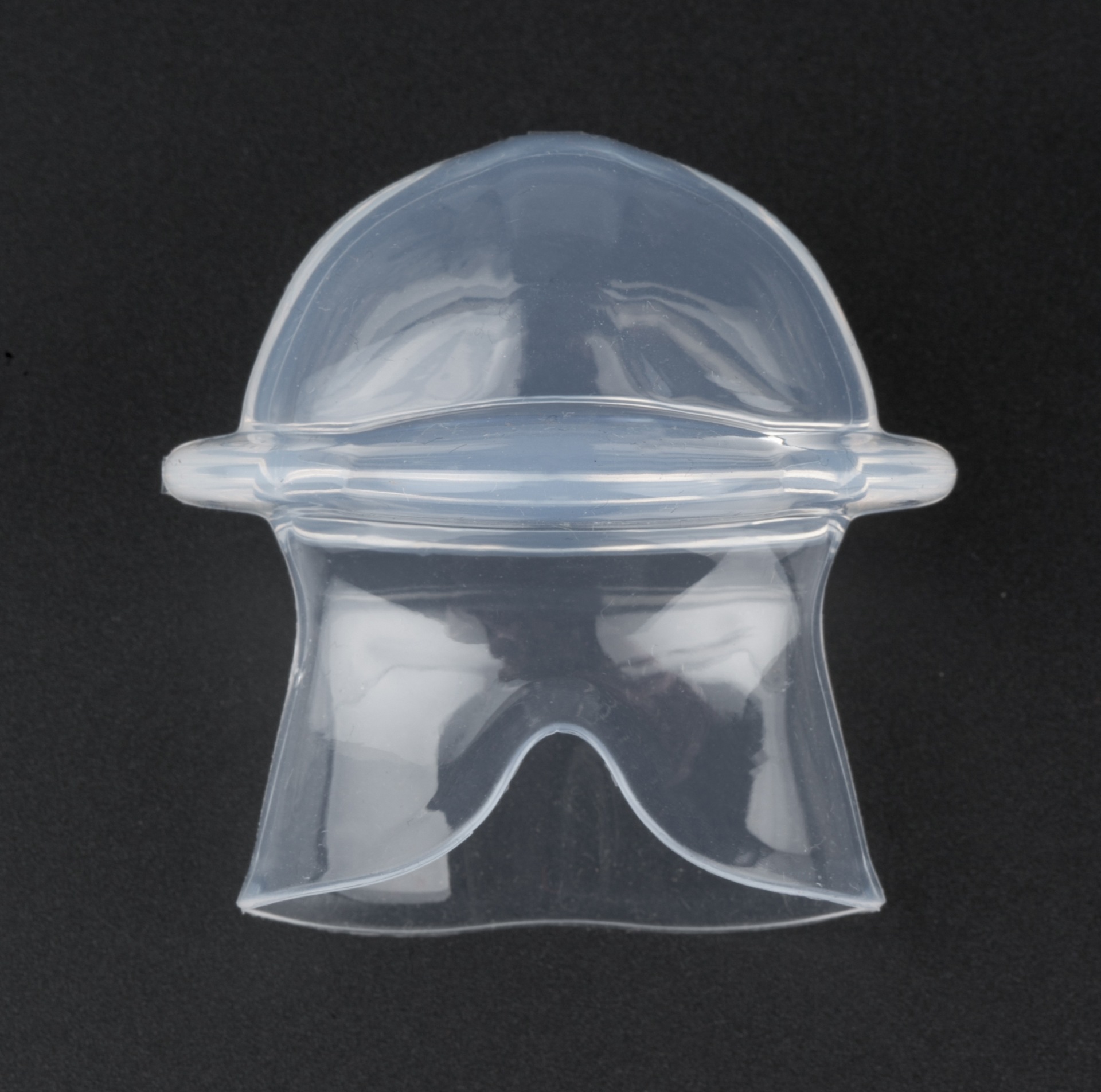 Silicone mouth-containing tongue stop sleeve