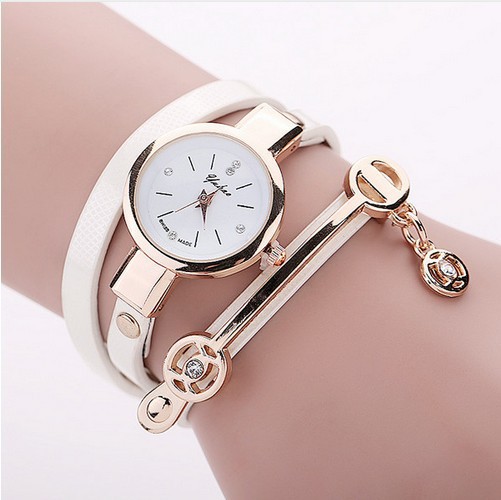 A generation of Angel pendant bracelet watch rhinestone PU circle women's new gift ladies watch AliExpress hot sale