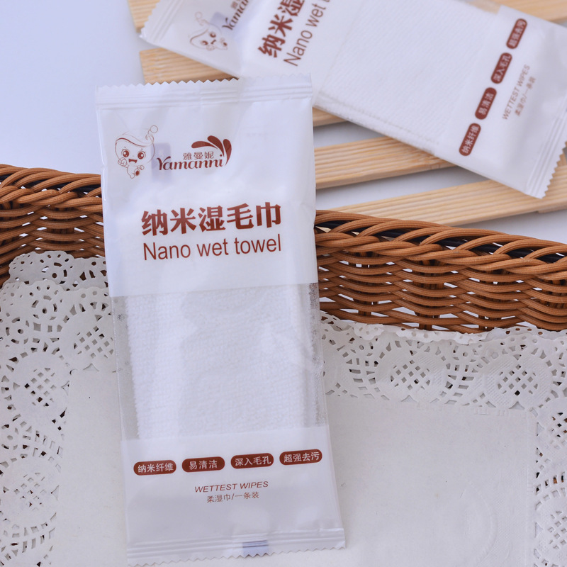 Catering Hotel Wet Wipes Universal Disposable Wet Towel Hot Pot Restaurant Hand Small Towel Printable LOGO
