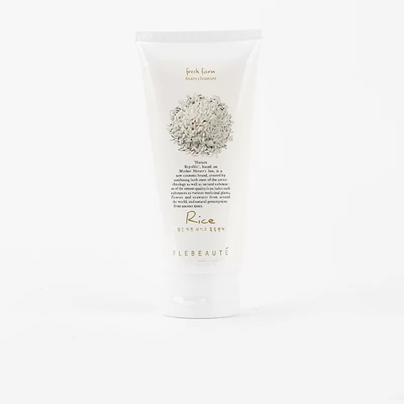 Strongly recommend the counter genuine Fu Meili FLEBEAUTE oil control moisturizing foam facial cleanser mild and non-irritating