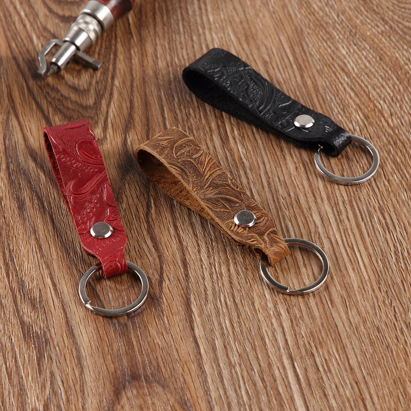 Carved Leather Car Keychain Pendant Leather Carved Pattern Cowhide Unisex Personalized Creative Key Chain