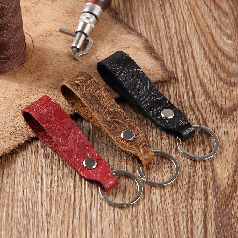 Carved Leather Car Keychain Pendant Leather Carved Pattern Cowhide Unisex Personalized Creative Key Chain