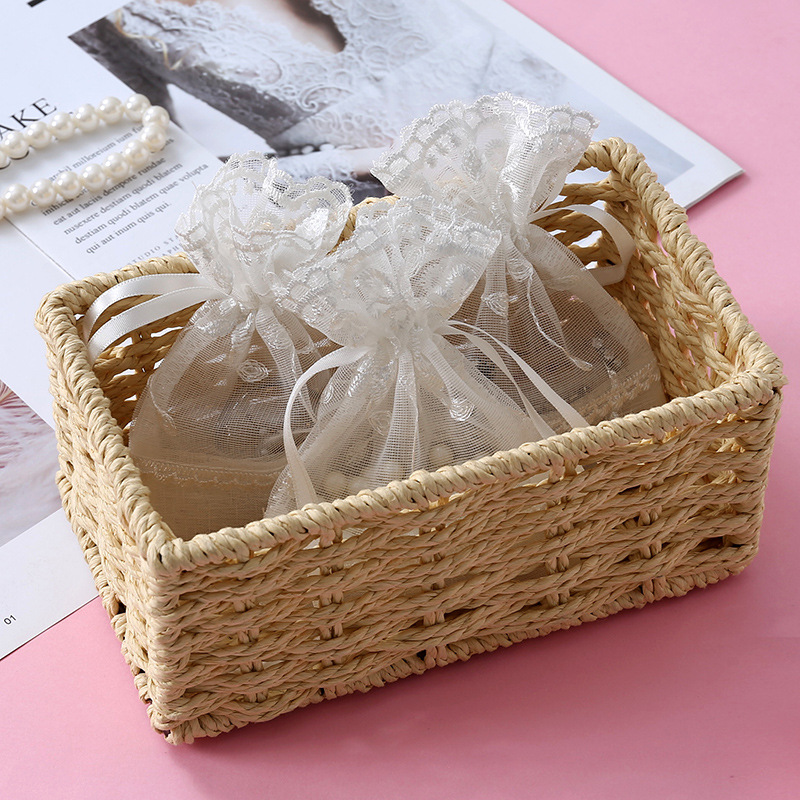 New Cross-border Five-petal Flower White Lace Gauze Bag Folded Bottom Jewelry Bag Drawstring Bag Creative Gift Bamboo Bundle Pocket