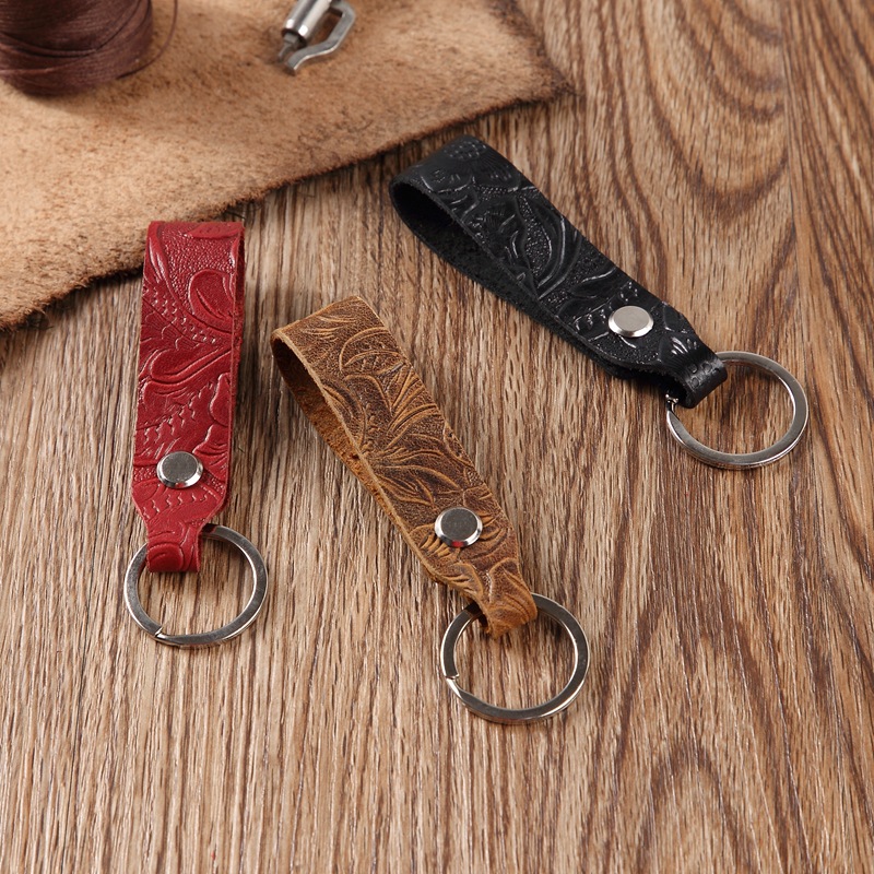 Carved Leather Car Keychain Pendant Leather Carved Pattern Cowhide Unisex Personalized Creative Key Chain