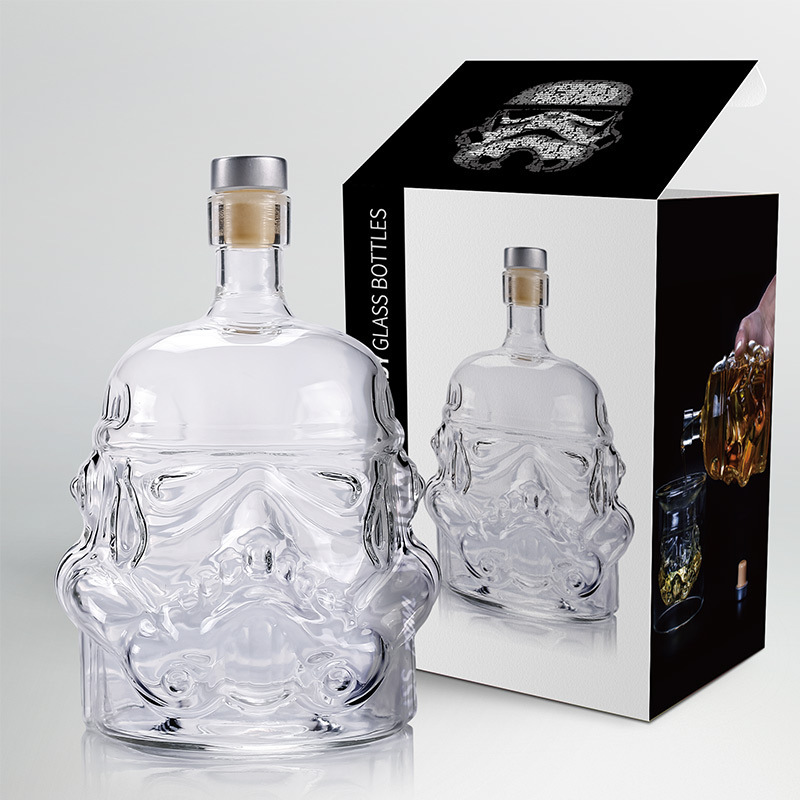 High borosilicate heat-resistant and cold-resistant glass flask Star Wars white soldier glass wine bottle creative decanter spirits device