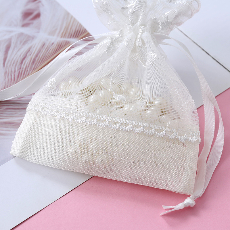 New Cross-border Five-petal Flower White Lace Gauze Bag Folded Bottom Jewelry Bag Drawstring Bag Creative Gift Bamboo Bundle Pocket
