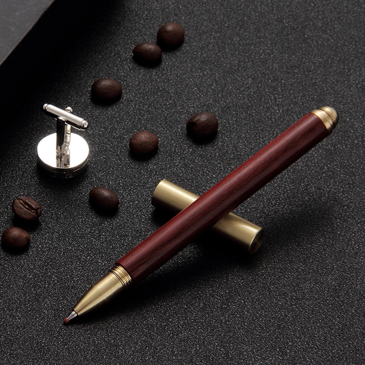 Source manufacturers wholesale brass sandalwood signature pen business craft gift water pen student teacher Memorial neutral pen