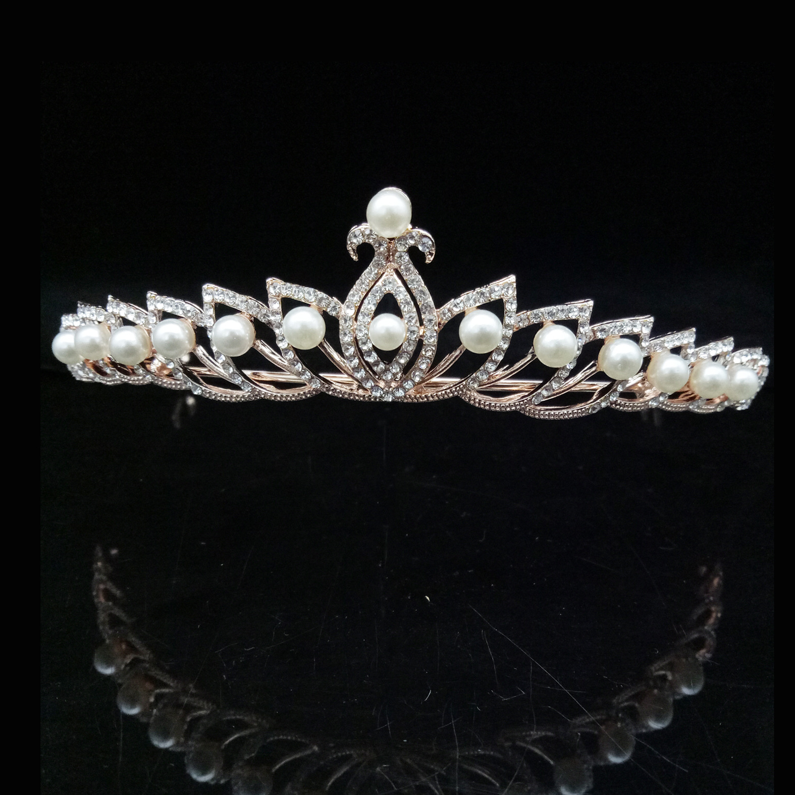 Korean Style Simple Bride Pearl Wedding Crown Headwear Rhinestone Baroque Headband Jewelry Princess Party Crown
