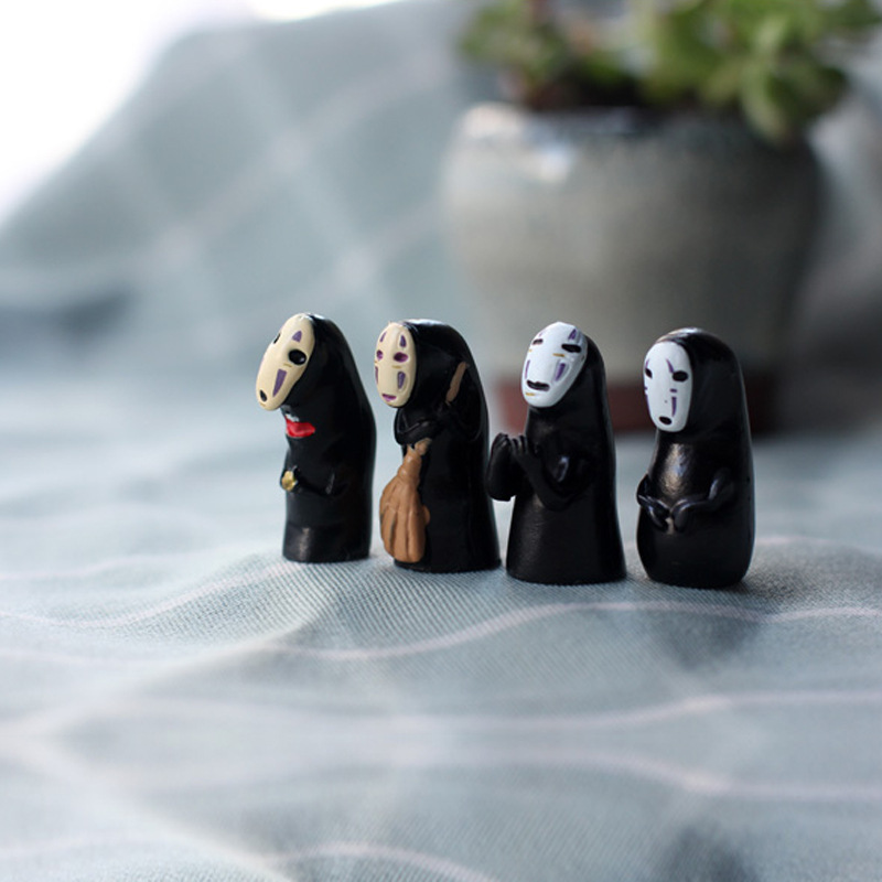 Micro landscape decoration small black men's DIY material potted flower arrangement doll small hand office