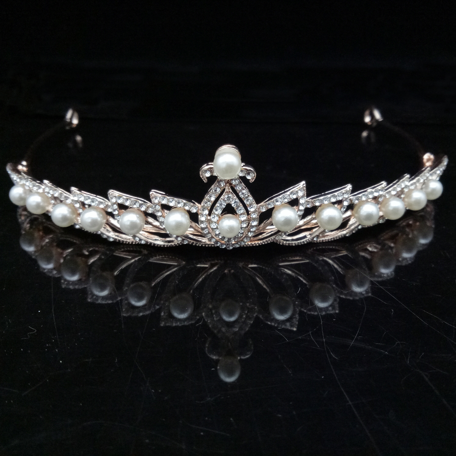 Korean Style Simple Bride Pearl Wedding Crown Headwear Rhinestone Baroque Headband Jewelry Princess Party Crown