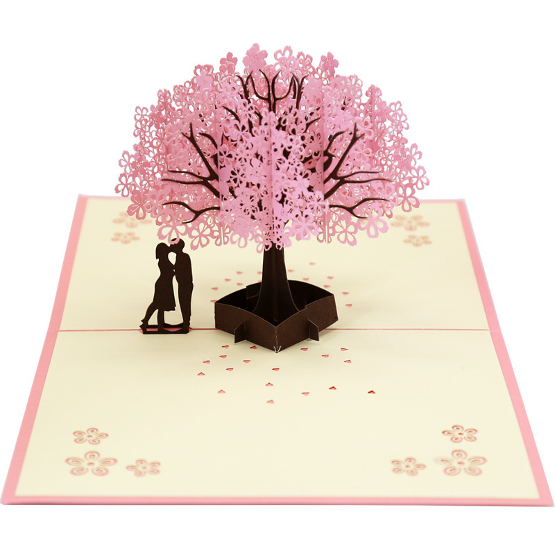 メーカーは桜カップルの3d立体グリーティングカードを提供しています。|undefined