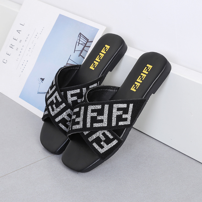 Sandals Women's 20 Summer New Korean Style Square Head Flat Bottom Elastband Cross Slippers Flat Heel Slide Slide Sandals Women