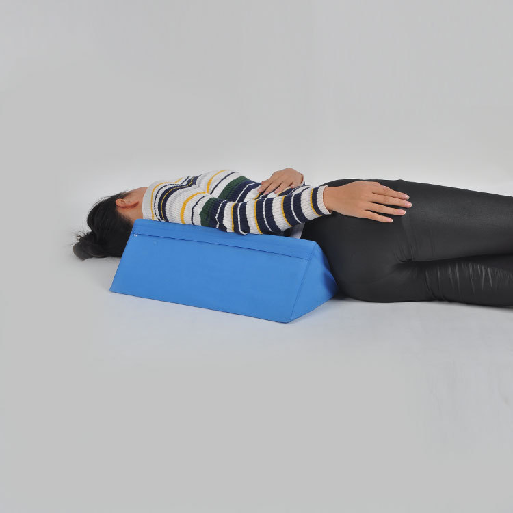 Surgical paralysis patient care pad turn-over cushion turn-over pillow triangle cushion side cushion anti-bedsore posture cushion