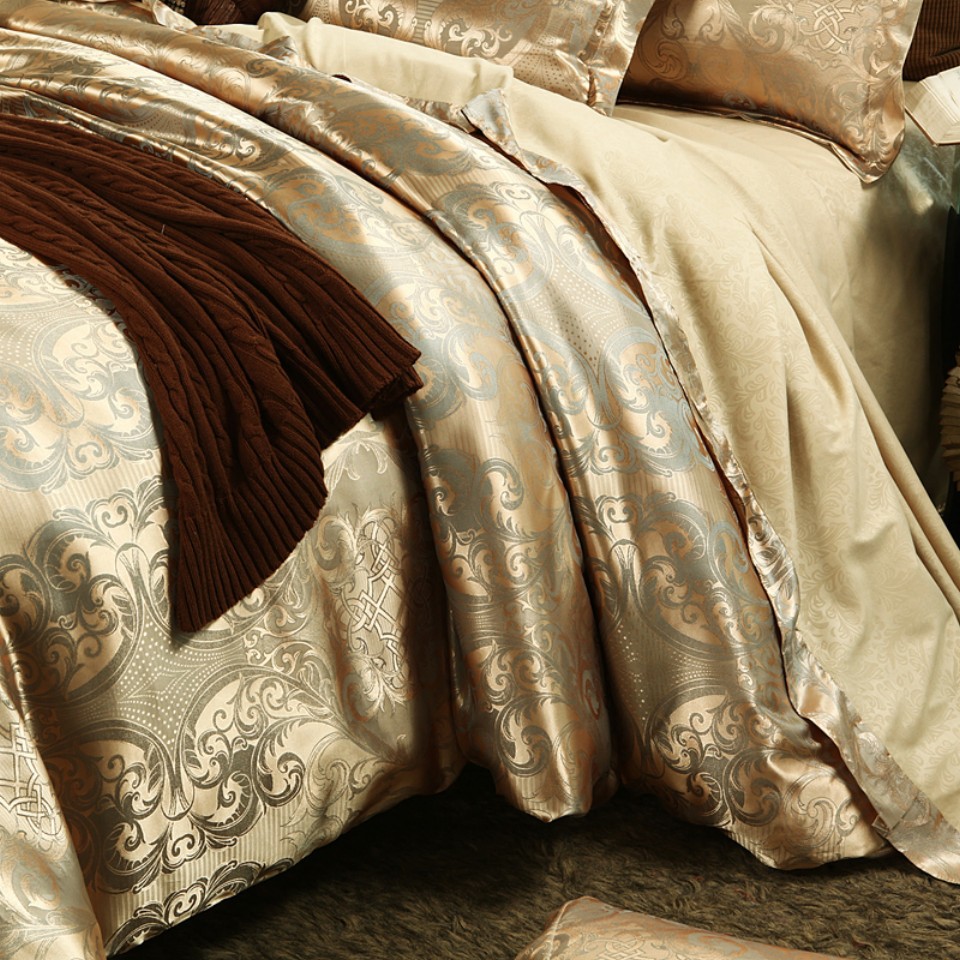 European Jacquard Wedding Bedding Set Three-piece Lace Duvet Cover Pillowcases Luxury Bedroom Decor