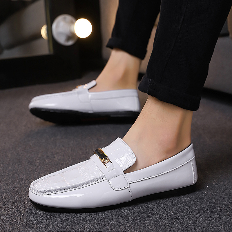 2023 spring all-match men's Bean shoes men's social people Korean lazy casual shoes hair stylist bright leather shoes