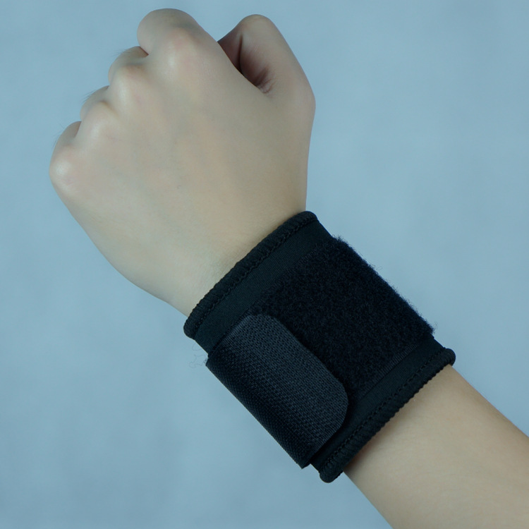 Adjustable sports pressure wristbands for men and women's wrist set fitness basketball badminton table tennis volleyball to prevent sprains