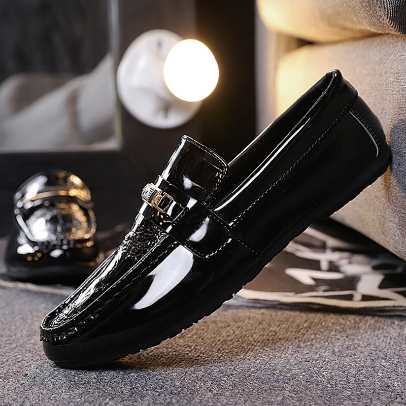 2023 spring all-match men's Bean shoes men's social people Korean lazy casual shoes hair stylist bright leather shoes