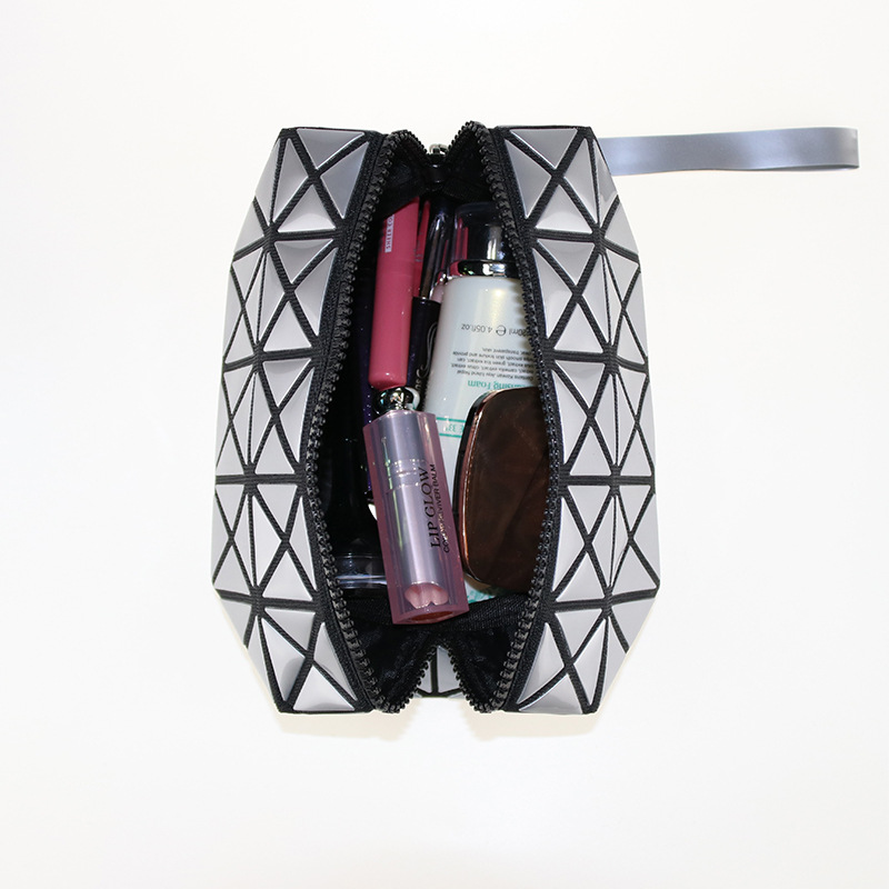 Lingge Factory Supply Women's Bag Korean Folding Creative Essential Oil Storage Bag Fashionable PVC Sequin Square Cosmetic Bag