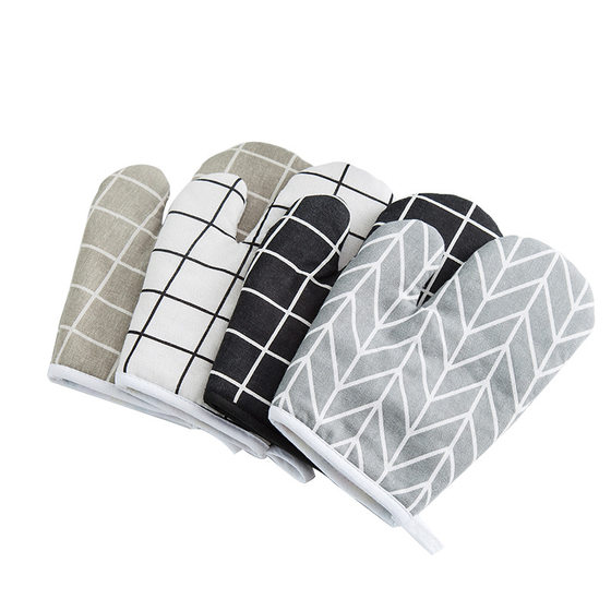 Microwave oven gloves thickened gloves heat insulation Kitchen home oven gloves
