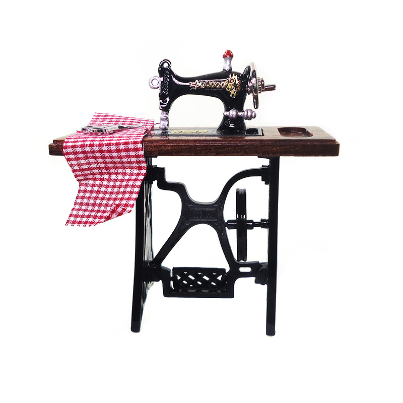 1:12 doll house accessories dollhouse mini nostalgic with scissors Plaid sewing machine model