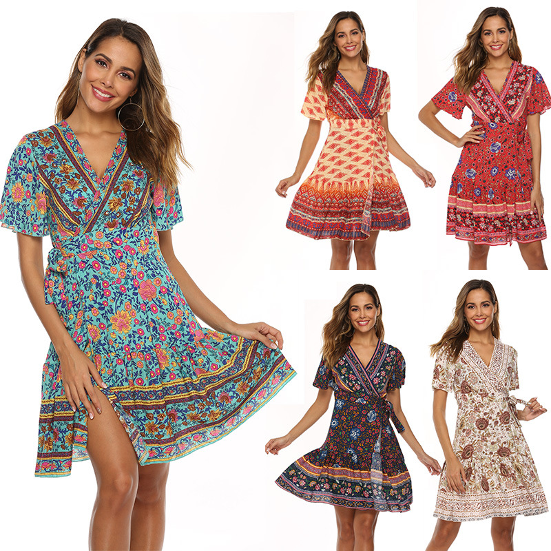 Summer New Women's Clothing Bohemian Beach Vacation Short Sleeve Deep V Large Swing Pleated Printed Dress 369