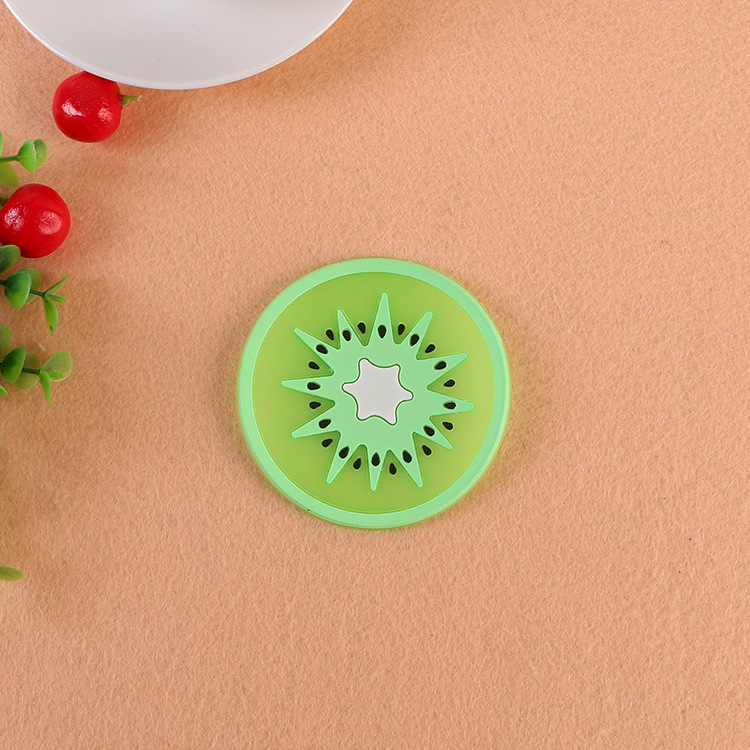 in stock Cartoon Soft Glue Fruit Cup Mat Round Bowl Mat Heat Insulation Mat Silicone Cute Custom Large Placemat Drain Mat