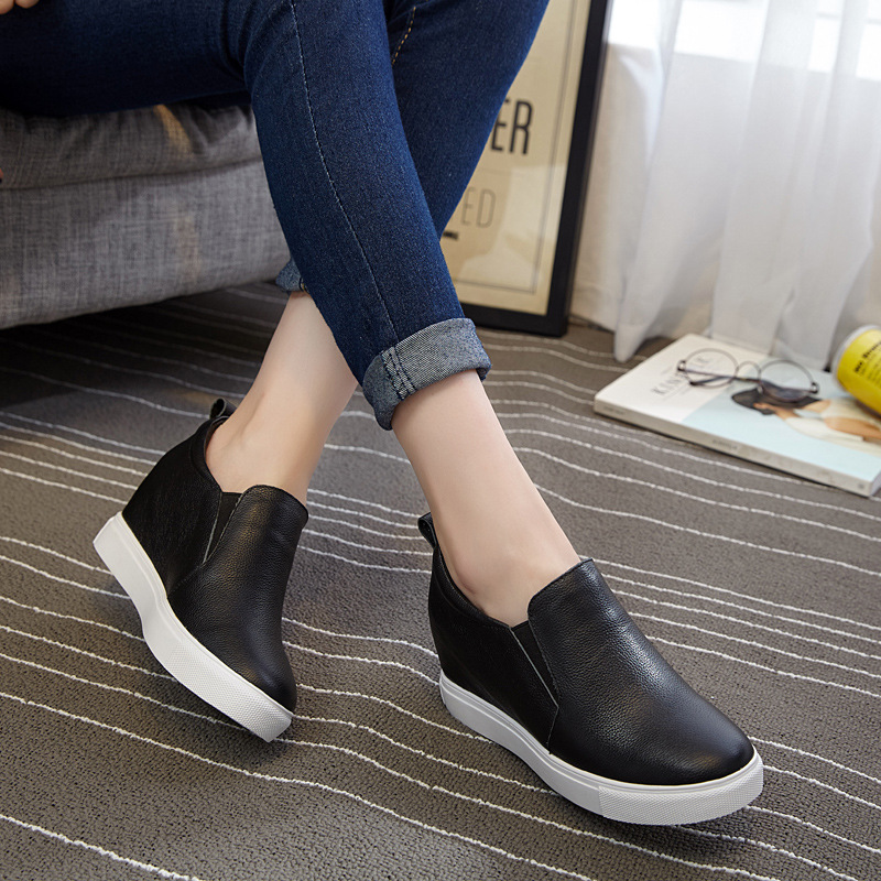 New Women's Shoes Inner Height Small Size 31 32 33 Casual Loafers Wedge Shoes Leather White Shoes Thick Sole