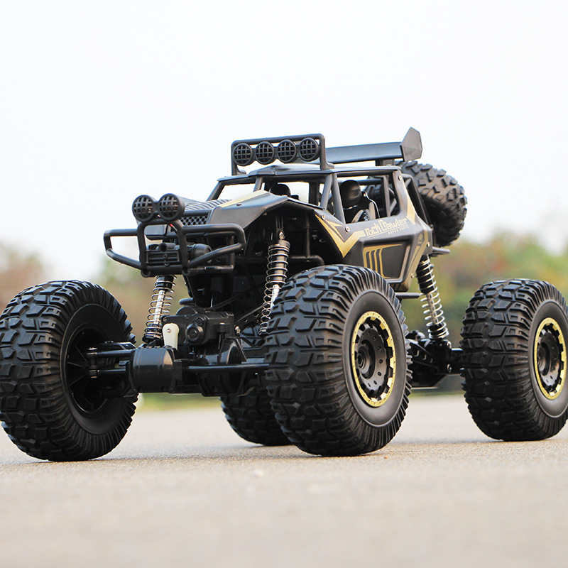 Oversized 1:8 and a half meter body alloy climbing remote control car four-wheel drive mountain Bigfoot off-road vehicle toy model