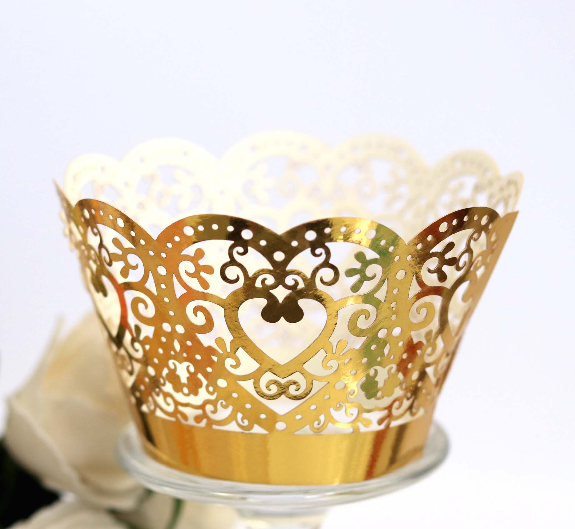 New laser hollow paper edge baking egg tart Cup decorative lace cake holder love paper cup wholesale