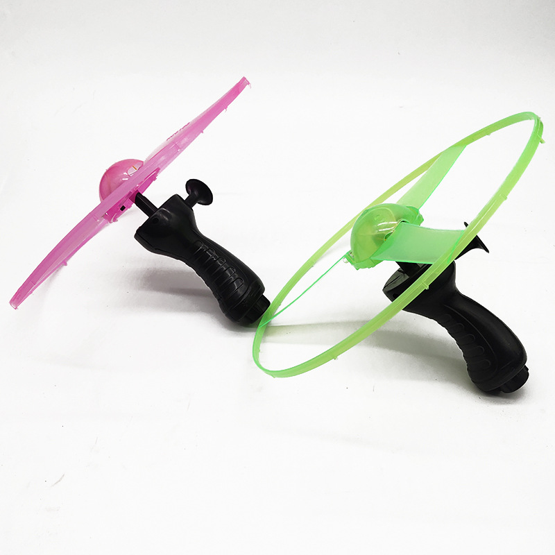 Luminous flying saucer cable UFO Frisbee 3 lights flying saucer flying fairy children's luminous toys wholesale stall supply