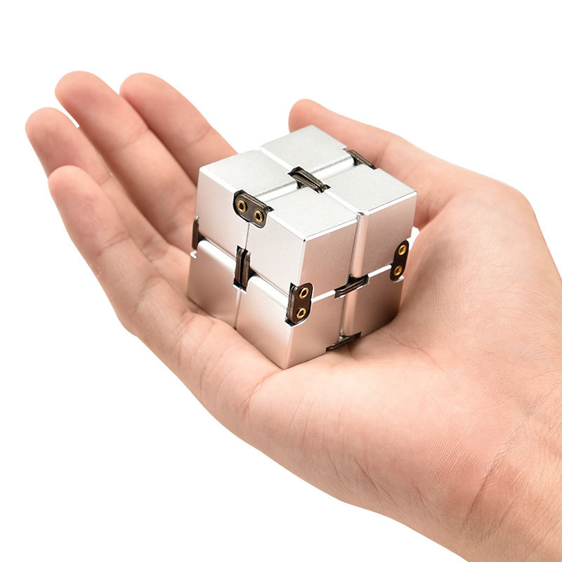Customized wholesale variety unlimited cube vent finger decompression artifact wireless decompression boy toy alloy