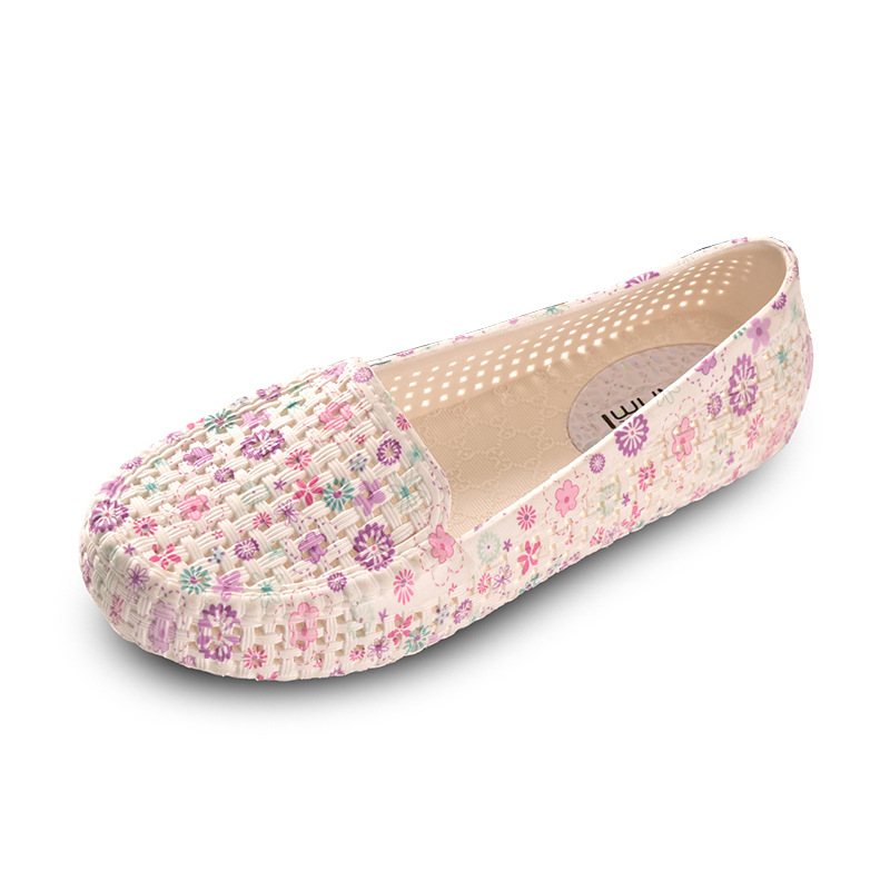Sandals Women's Summer Hollow Breathable Soft Sole Non-slip Plastic Wading Beach Hole Shoes Printed Flat Nurse Mom Shoes