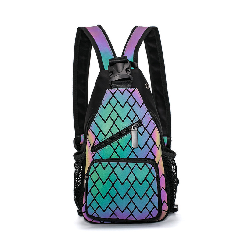 Men's and women's usable messenger bag 2022 new fashion all-match waist bag laser geometric chest bag outdoor reflective waist bag