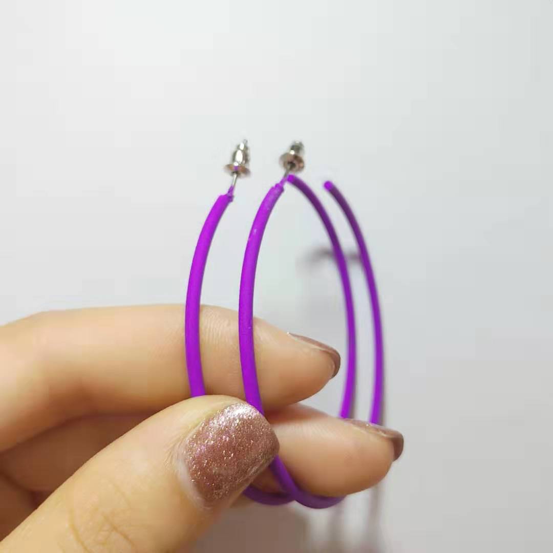 European and American Exaggerated Ear Rings Candy-colored Rubber Feel Large Circle Earrings Temperament All-match Earrings Female Manufacturers Batch