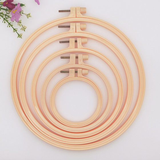 Factory wholesale embroidery ring embroidery diy plastic embroidery shed cross-stitch embroidery embroidery imitation bamboo embroidery cloth poking frame