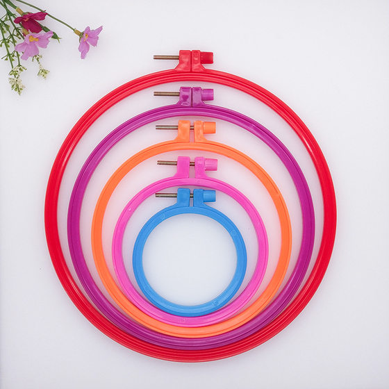Factory wholesale embroidery ring embroidery diy plastic embroidery shed cross-stitch embroidery embroidery imitation bamboo embroidery cloth poking frame