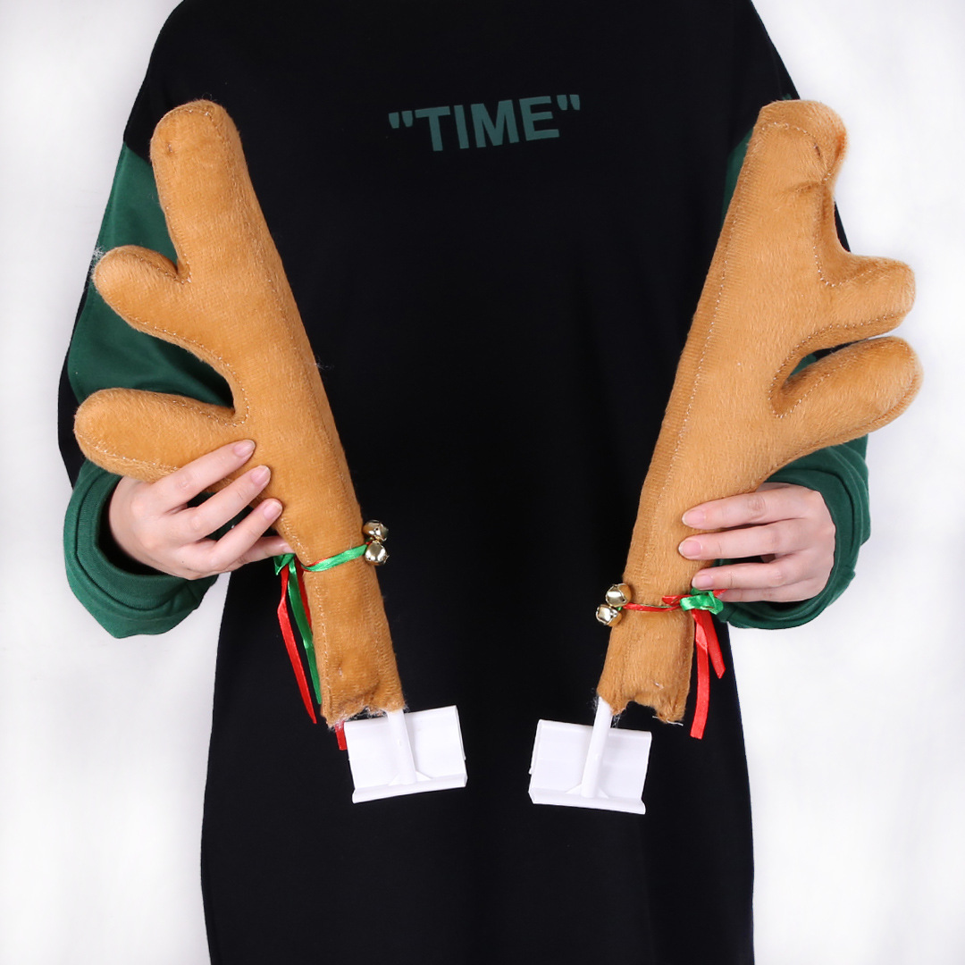 Kula świąteczna ozdoby choinkowe samochód świąteczna atmosfera aranżacja poroże_voghion.com