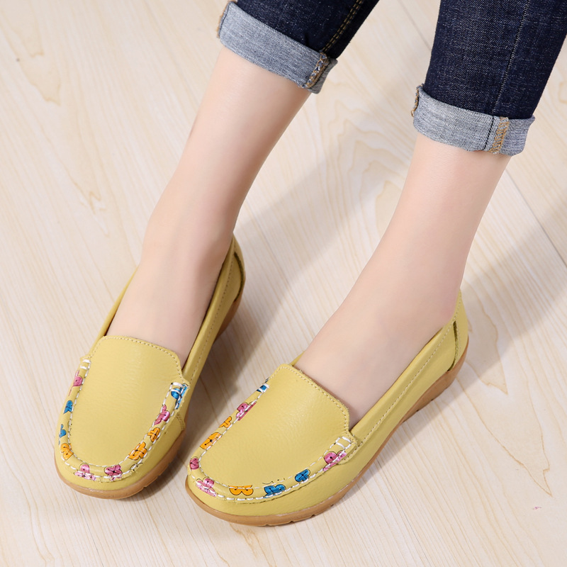 Foreign trade women's shoes autumn casual mom shoes genuine leather soft bottom peas shoes wear-resistant non-slip all-match casual shoes plus size