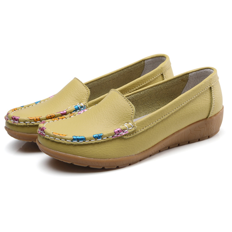 Foreign trade women's shoes autumn casual mom shoes genuine leather soft bottom peas shoes wear-resistant non-slip all-match casual shoes plus size