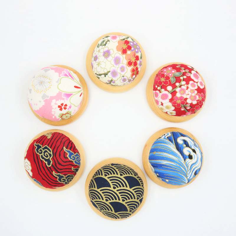 Japanese style and wind pin bag DIY manual pin holder 7cm solid wood base pin ball sewing bag pin wholesale