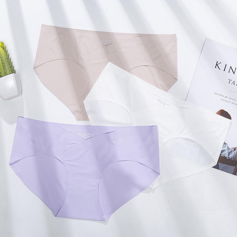 New pregnant women's underwear Ice Silk seamless low waist pregnant women's comfortable breathable cotton crotch pants women's factory wholesale