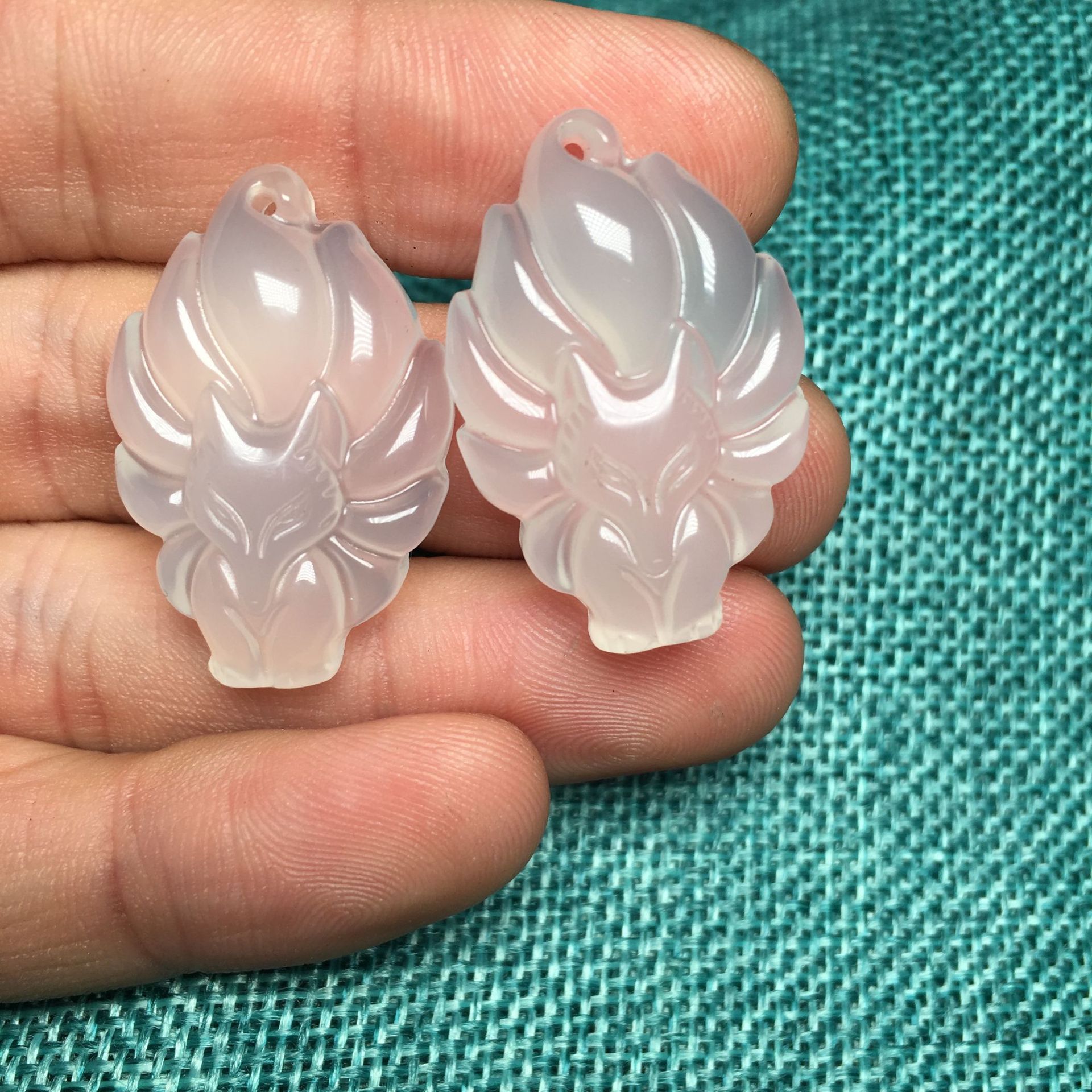 White chalcedony Nine-Tailed Fox pendant chalcedony agate Nine-Tailed Fox pendant Jade Nine-Tailed Fox pendant