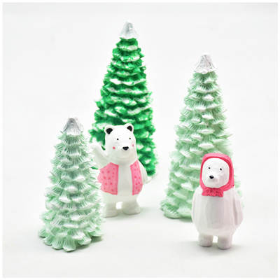 The shopkeeper recommended DIY Christmas candle silicone mold Cedar fawn Festival series baking mold sugar mold