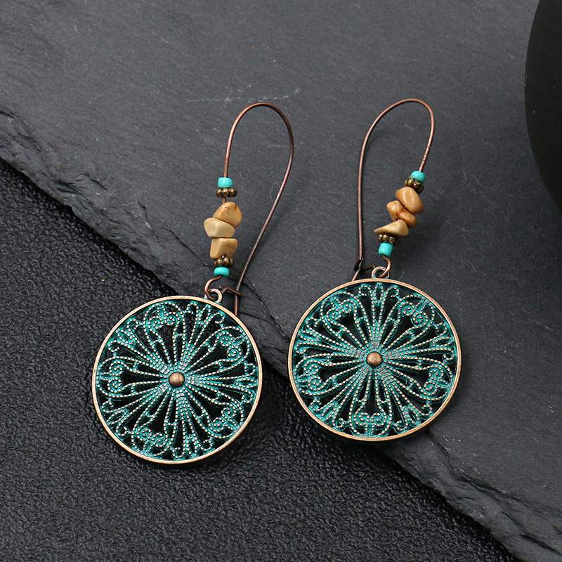 Fashion hot selling retro round earrings women creative flower alloy earrings European and American fashion earrings jewelry wholesale