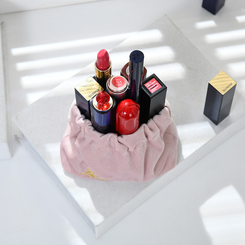 Ins Velvet Portable Data Cable Headset Storage Bag Multi-functional Coin Purse Automatic Closure Storage Bag Red Envelope