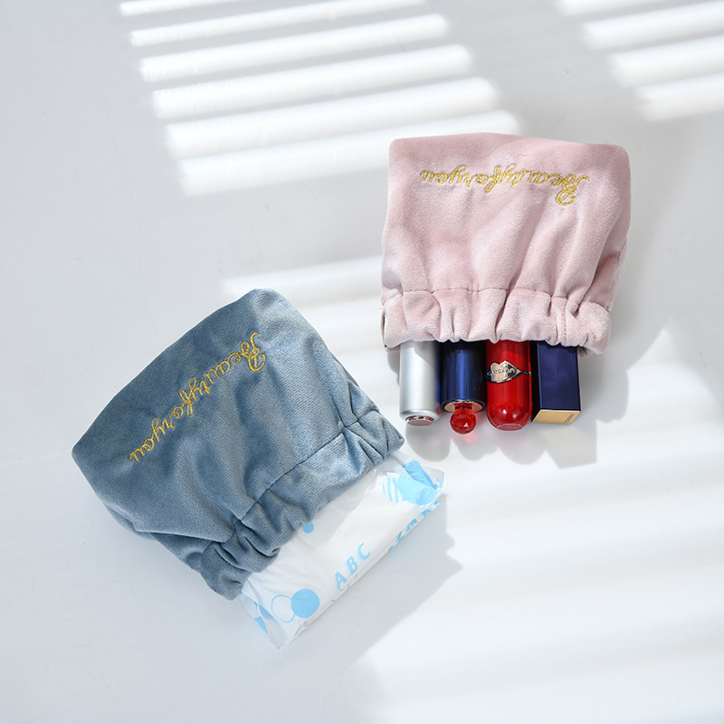 Ins Velvet Portable Data Cable Headset Storage Bag Multi-functional Coin Purse Automatic Closure Storage Bag Red Envelope