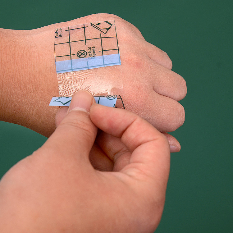 Transdermal paste PU film 10x 10 plaster paste PU film roll empty paste plaster fixed adhesive tape acupoint paste tattoo paste