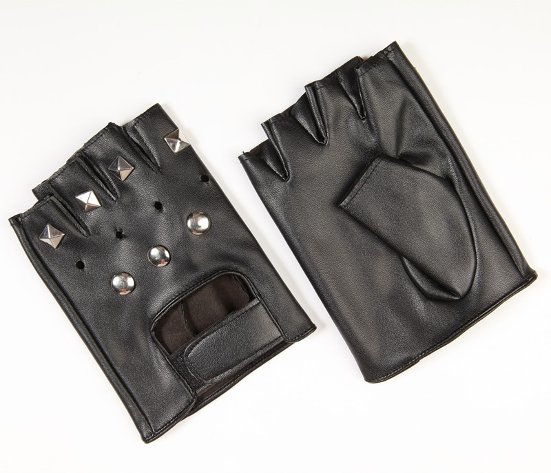 Factory wholesale leather gloves punk hip-hop rivet half finger leather gloves men's open finger performance gloves